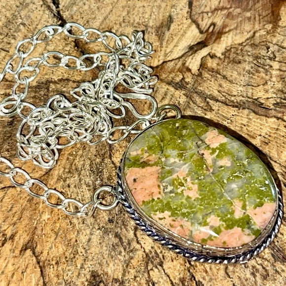 Unakite Jasper Pendant Necklace - Picture 5 of 13
